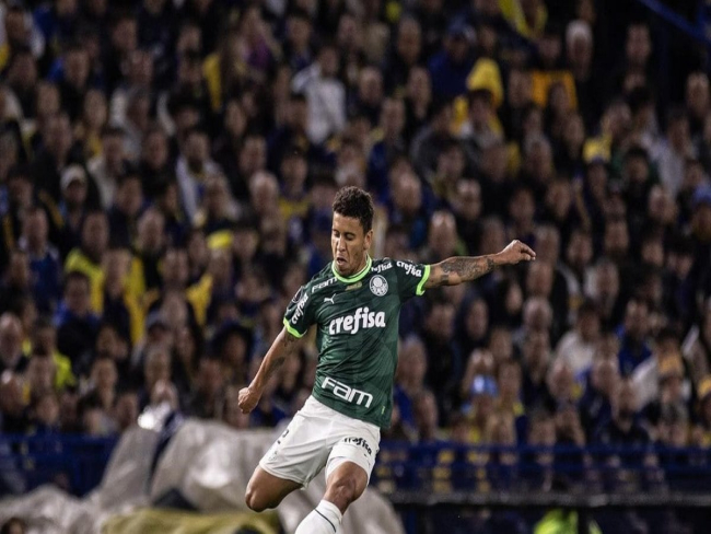 Botafogo se aproxima da contratação de Marcos Rocha, do Palmeiras