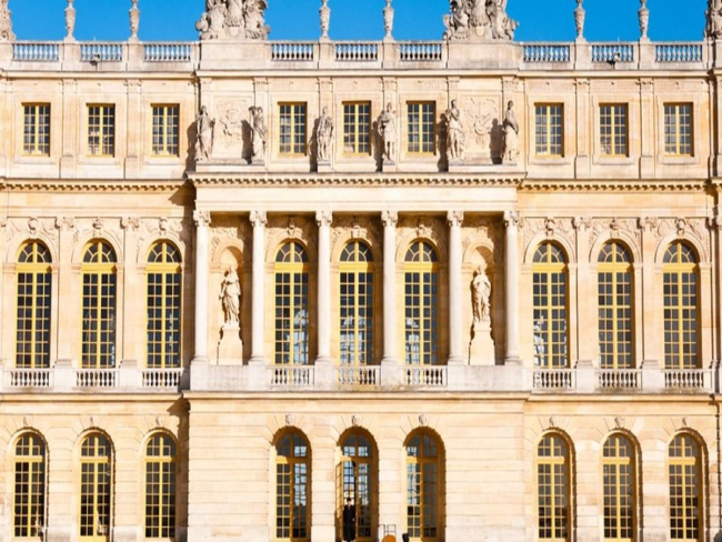 Palácio de Versalhes é evacuado pela terceira vez por ameaças de bomba